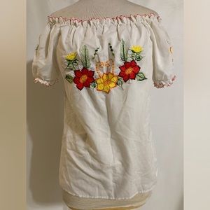 Vintage Off-shoulder Embroidered Top